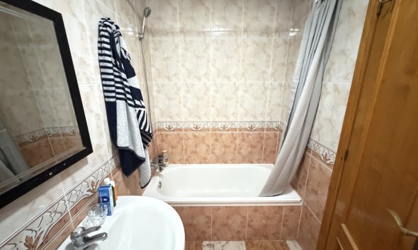 Resale - Apartment - Orihuela Costa - Villamartín