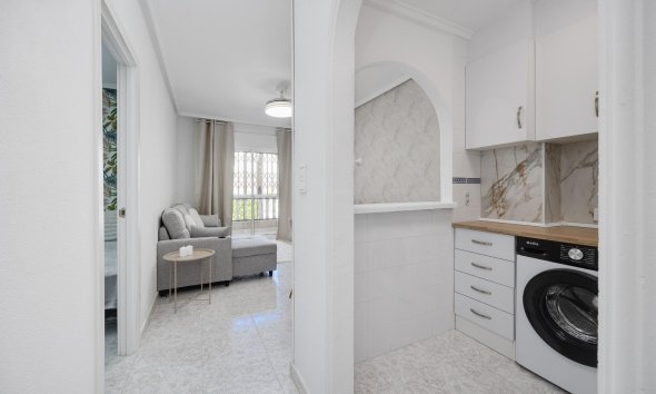Resale - Apartment - Torrevieja - Habaneras