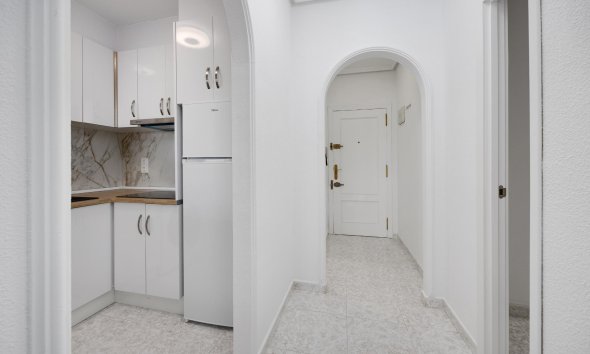 Resale - Apartment - Torrevieja - Habaneras
