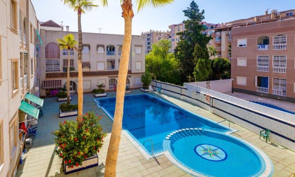Resale - Apartment - Torrevieja - Habaneras
