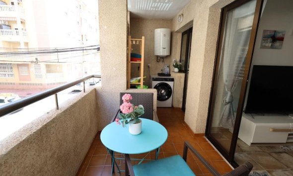 Resale - Apartment - Torrevieja - Centro