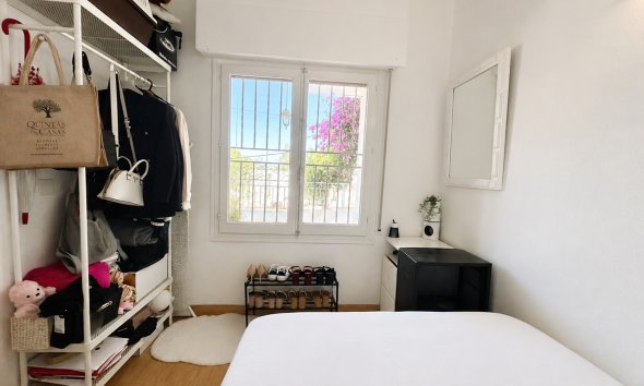 Resale - Apartment - Orihuela Costa - Cabo Roig