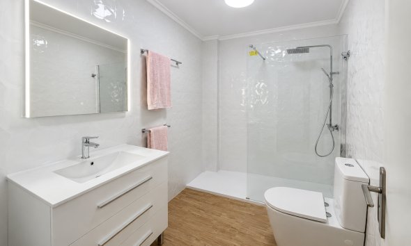 Resale - Apartment - Orihuela Costa - Cabo Roig