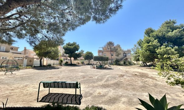 Resale - Apartment - Orihuela Costa - Cabo Roig