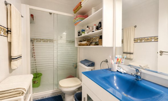 Resale - Bungalow - La Mata