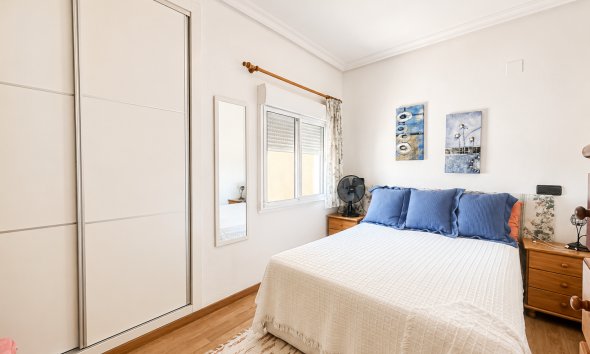 Resale - Bungalow - La Mata