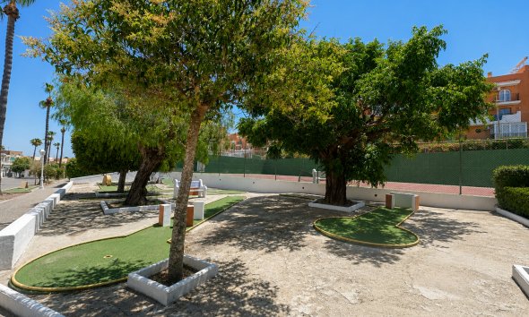 Resale - Bungalow - La Mata