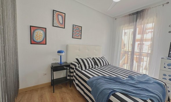 Resale - Terraced house / Townhouse - Orihuela Costa - La Zenia