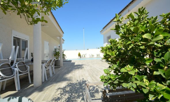 Reventa - Villa - Ciudad Quesada - Lo Pepin