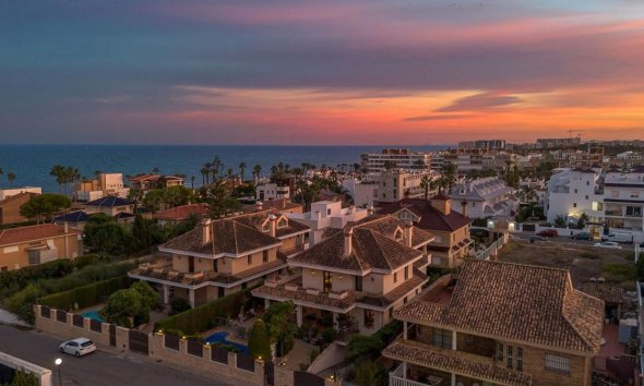 Rynek Pierwotny - Domy - Torrevieja