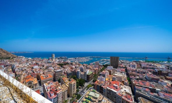 Rynek Pierwotny - Penthouse'y - Alicante