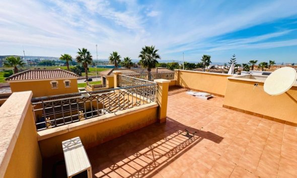 Rynek Pierwotny - Domy - Torrevieja