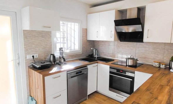 Obra nueva - Chalet independiente - Torrevieja