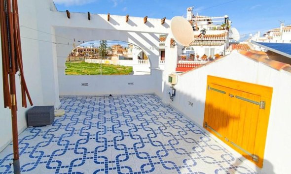 Obra nueva - Chalet independiente - Torrevieja