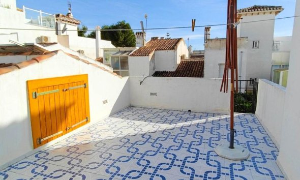 Obra nueva - Chalet independiente - Torrevieja