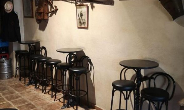 Rynek Pierwotny - Lokale użytkowe - Moraira Teulada - Moraira