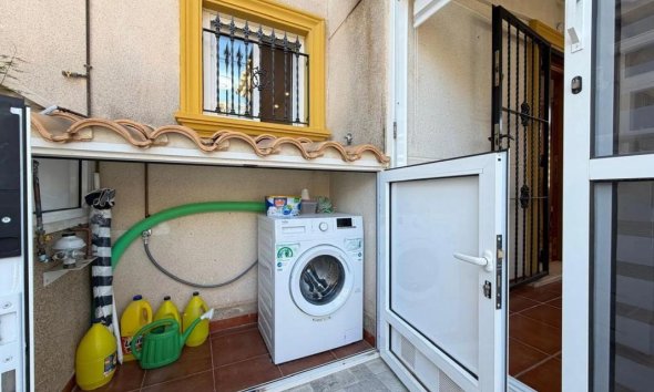 Obra nueva - Casas adosadas - Orihuela