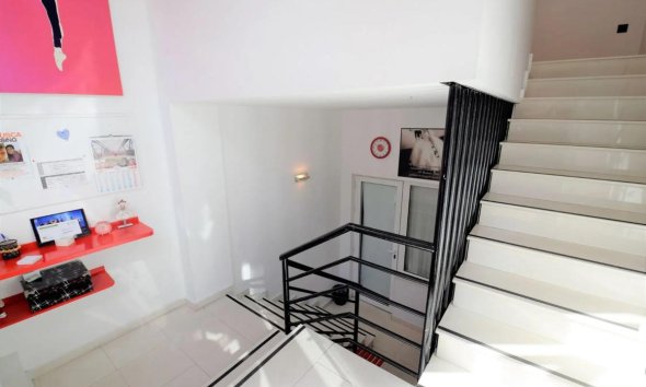 New Build - Commercial premises - Guardamar del Segura