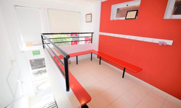 New Build - Commercial premises - Guardamar del Segura