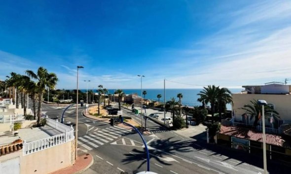Rynek Pierwotny - Wolnostojący domek - Torrevieja