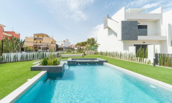 Rynek Pierwotny - Bungalow / Domek parterowy - Torrevieja