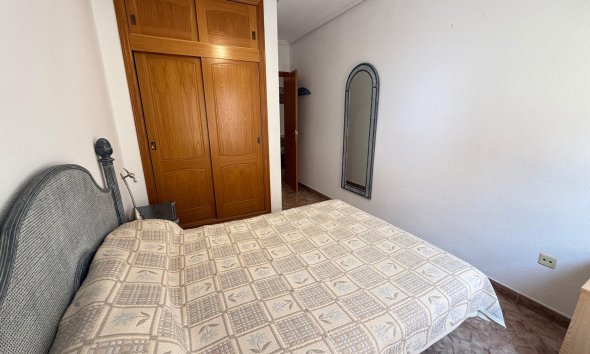 Resale - Apartment - Torrevieja - Estacion de autobuses