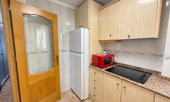 Resale - Apartment - Torrevieja - Estacion de autobuses