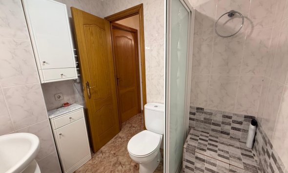 Resale - Apartment - Torrevieja - Estacion de autobuses