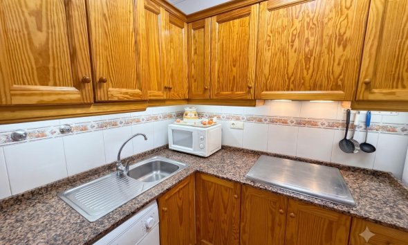 Rynek Wtórny - Apartament - Torrevieja - Estacion de autobuses