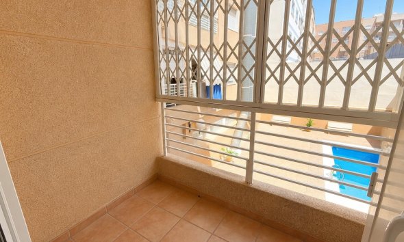 Rynek Wtórny - Apartament - Torrevieja - Estacion de autobuses