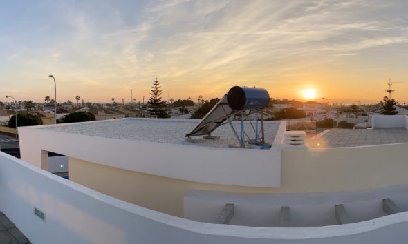 Obra nueva - Villa - Torrevieja