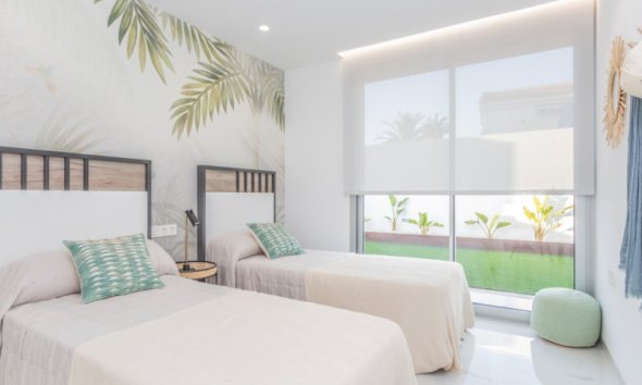 Obra nueva - Villa - Torrevieja