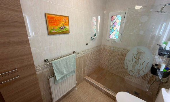 Reventa - Villa - Los Montesinos - La Herrada