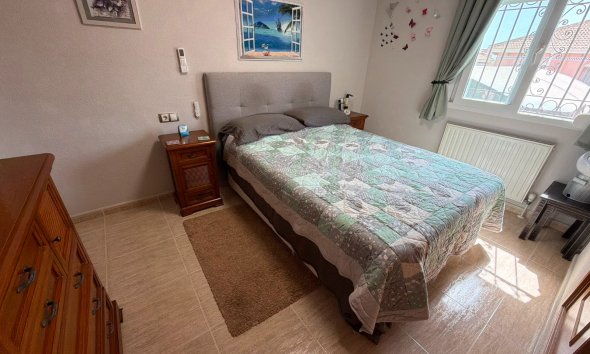 Reventa - Villa - Los Montesinos - La Herrada