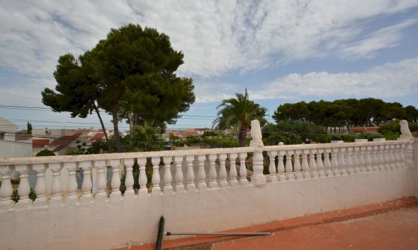 Resale - Terraced house / Townhouse - Torrevieja - El limonar