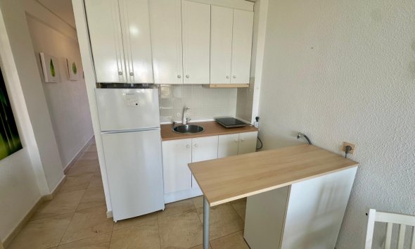 Resale - Apartment - Torrevieja - Cabo Cervera