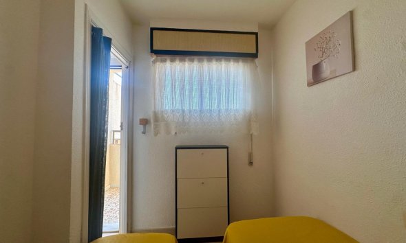 Resale - Apartment - Torrevieja - Cabo Cervera
