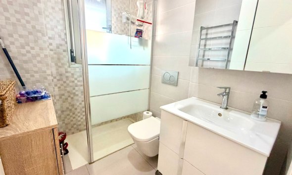 Resale - Apartment - Orihuela Costa - La Zenia