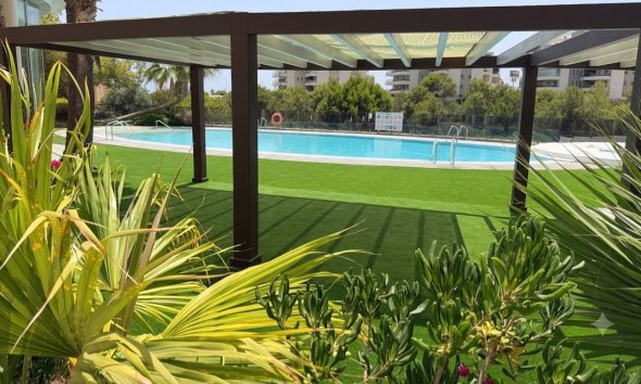 Resale - Apartment - Orihuela Costa - La Zenia