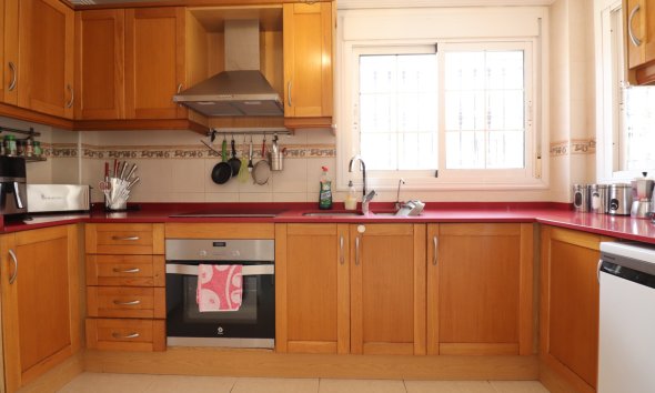Reventa - Villa - Los Montesinos - La Herrada