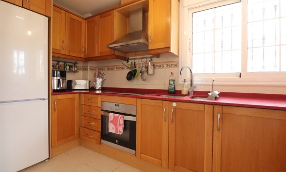 Reventa - Villa - Los Montesinos - La Herrada