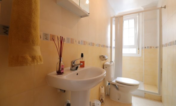 Reventa - Villa - Los Montesinos - La Herrada
