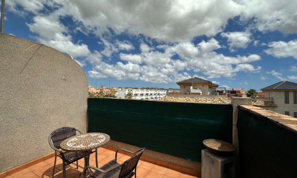 Reventa - Villa - Los Montesinos - La Herrada