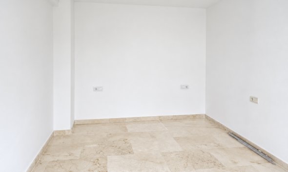 Resale - Apartment - Orihuela Costa - Campoamor