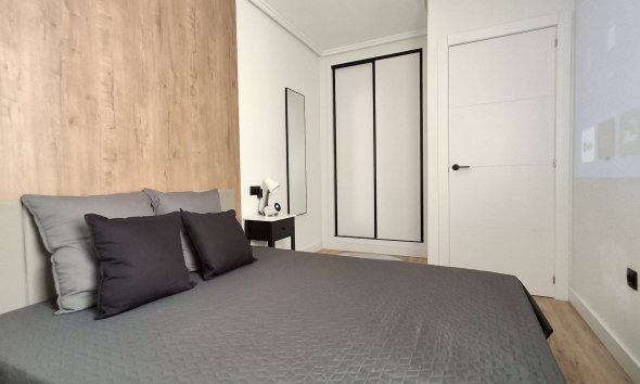 Resale - Apartment - Torrevieja