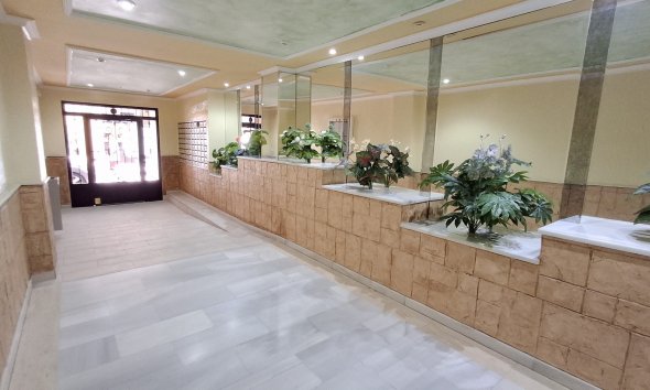 Resale - Apartment - Torrevieja