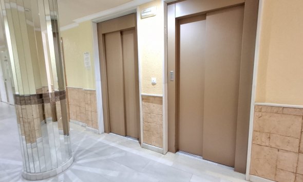 Resale - Apartment - Torrevieja