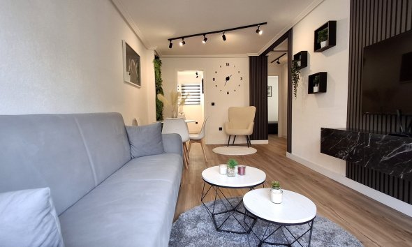 Resale - Apartment - Torrevieja