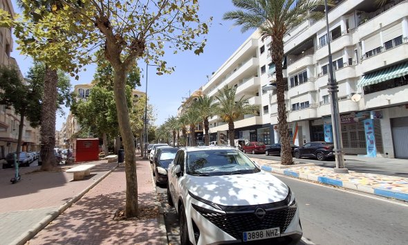 Resale - Apartment - Torrevieja