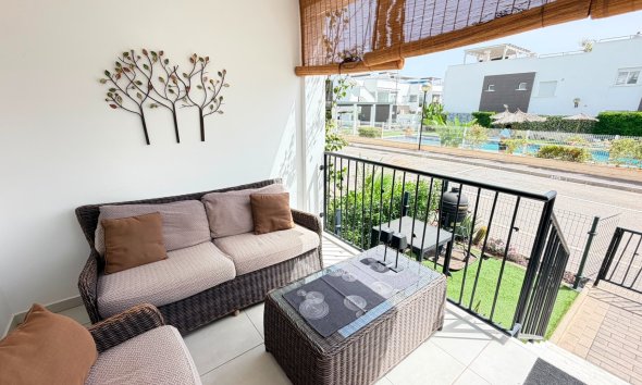 Resale - Apartment - Torrevieja - Aguas Nuevas